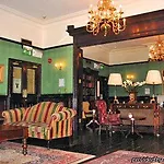 Central Hotel Hotel 3*