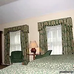 Central Hotel Hotel 3*