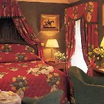 Central Hotel 3*