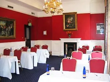 Central Hotel Szálloda 3*