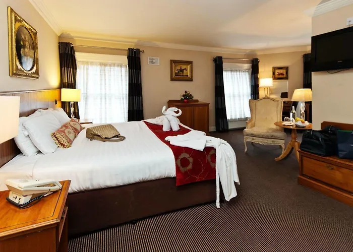 Central Hotel Otel 3*