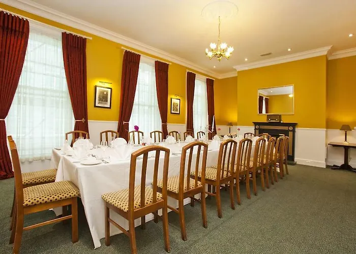 Central Hotel Дублин