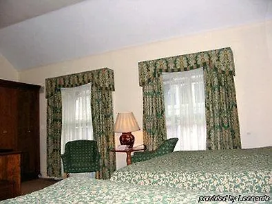 Central Hotel Отель 3*
